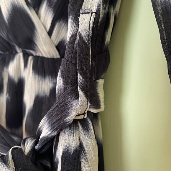 Sud Express Rikita black and white gorgeous tulip short dress XS - Picture 3 of 9